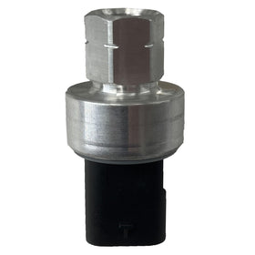 WEITARI pressure switch in hand for clear size comparison and handling ease