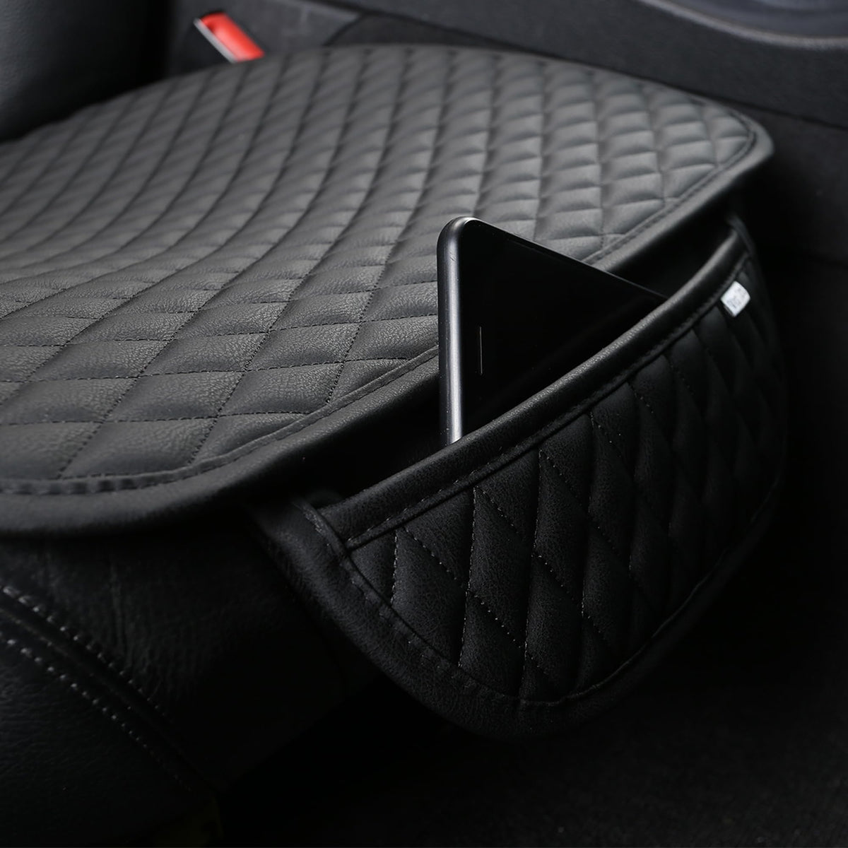 West Llama padding cross-section detail showing high-rebound sponge comfort