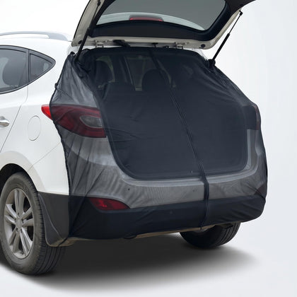 Wingsflee front view of tailgate mesh showing full coverage and protection