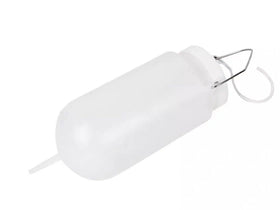 WINTOWIN tank held in hand to show 1L size and lightweight convenience