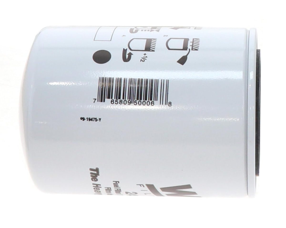 WIX 24006 close-up of filter media and seam for visible build quality reassurance