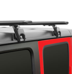 wonderdriver front mounted view showing fit on Jeep Wrangler and secure cargo