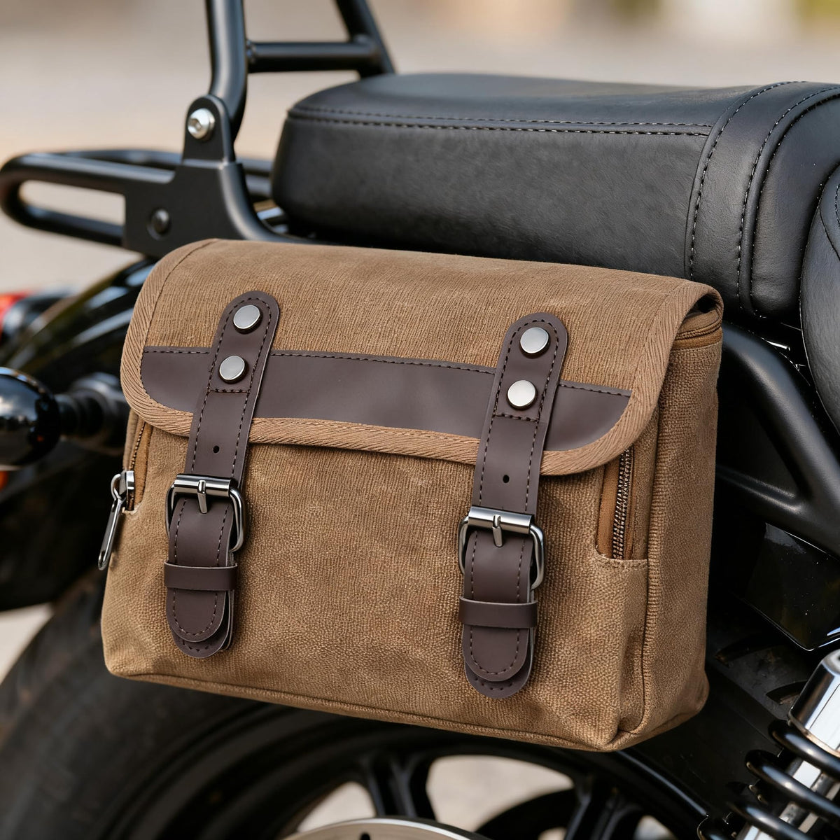 WUMOTIX buckle detail emphasizing strong straps and secure mounting