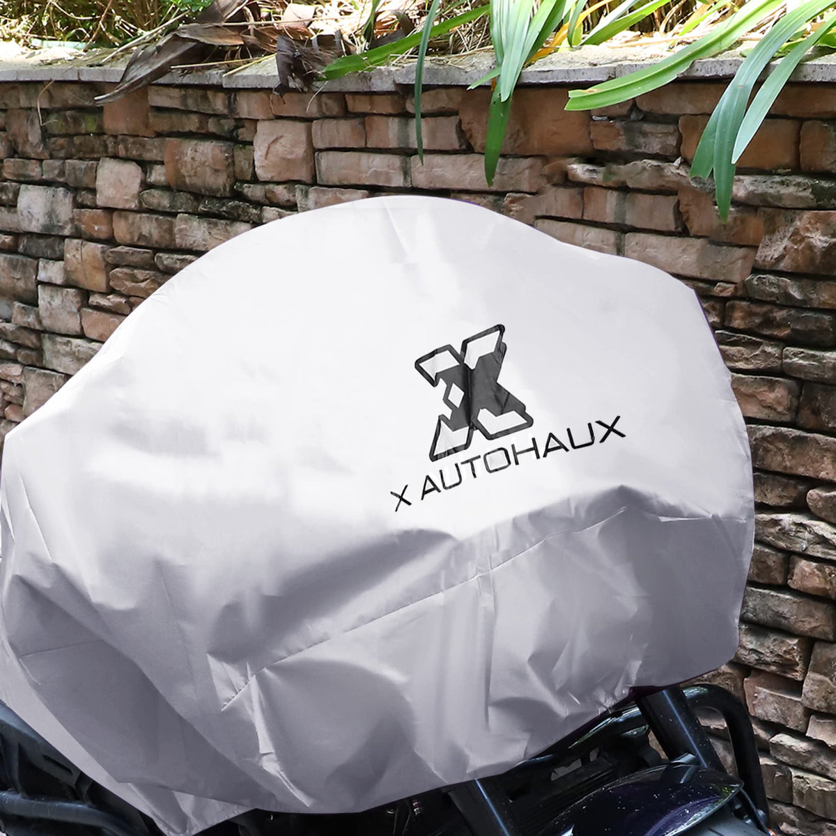 X AUTOHAUX side profile on cruiser showing coverage over saddlebags benefit