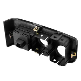 X AUTOHAUX in towing vehicle interior illustrating safer trailer control