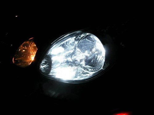 Xentec boxed pair of 9006 bulbs showing matched set for consistent color and brightness