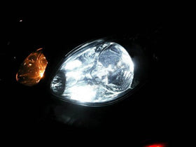 Xentec boxed pair of 9006 bulbs showing matched set for consistent color and brightness