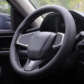 XHRING installed on Ford F150 steering wheel demonstrating tailored fit