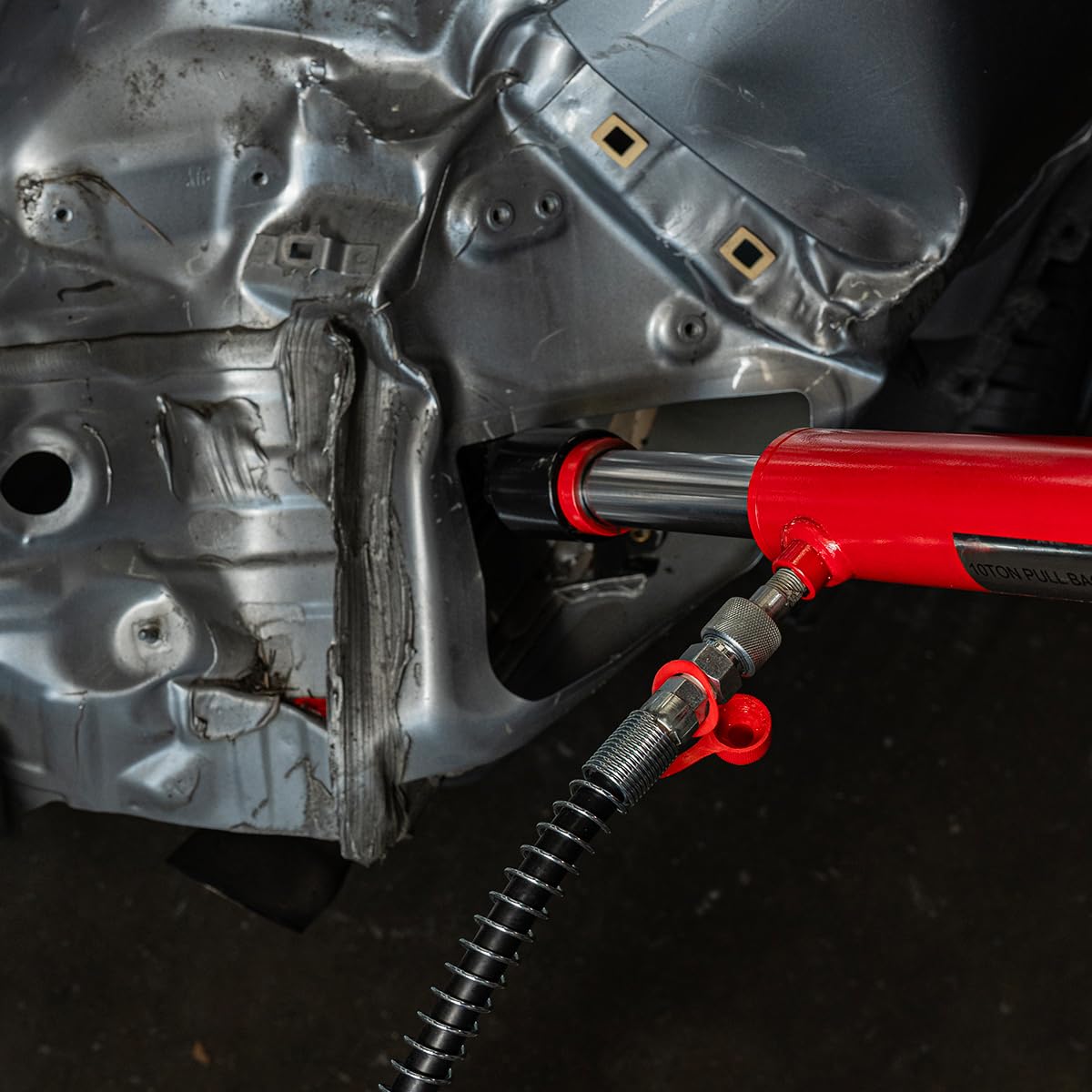 XtremepowerUS forged steel swivel hook close-up demonstrating secure grip