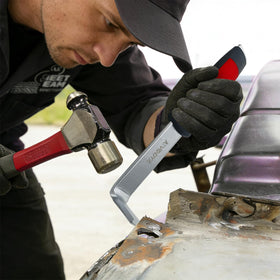 XYGOVIA 30° seam splitter accessing a recessed joint to reach angled welds cleanly and protect surrounding metal
