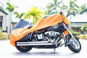 XYZCTEM size comparison with helmet showing scale and compatibility with motorcycles up to 116 inches
