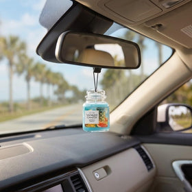 Yankee Candle open jar with removable insert for easy replacement benefit
