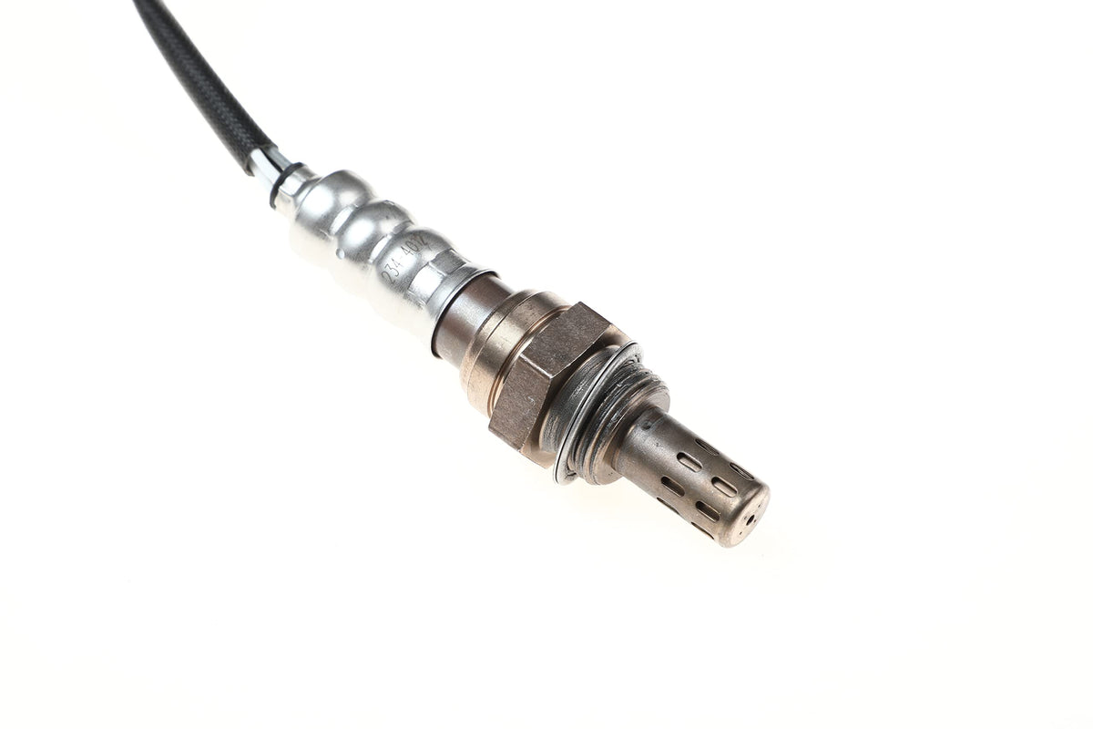 YAOPEI sensor installed in exhaust pipe demonstrating straightforward bolt-on replacement benefit