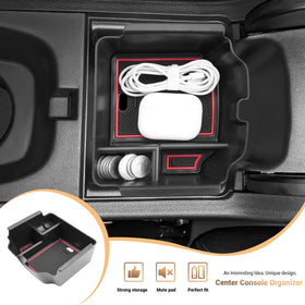 YEE PIN close-up of top level compartments for quick-access convenience