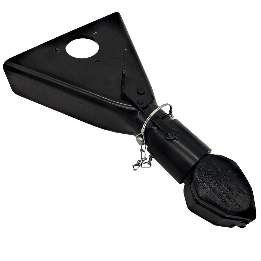 YEOPGYEON safety pin hole detail allowing added pin security benefit