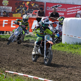 YeYouC tire installed on Razor MX350 illustrating compatibility and ride readiness