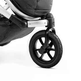 YeYouC lifestyle shot of jogging stroller using the tire for safer outdoor runs