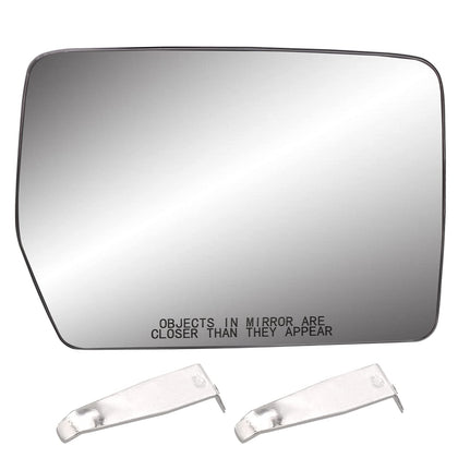 Yikesai passenger mirror front view showing clear reflective surface and improved visibility