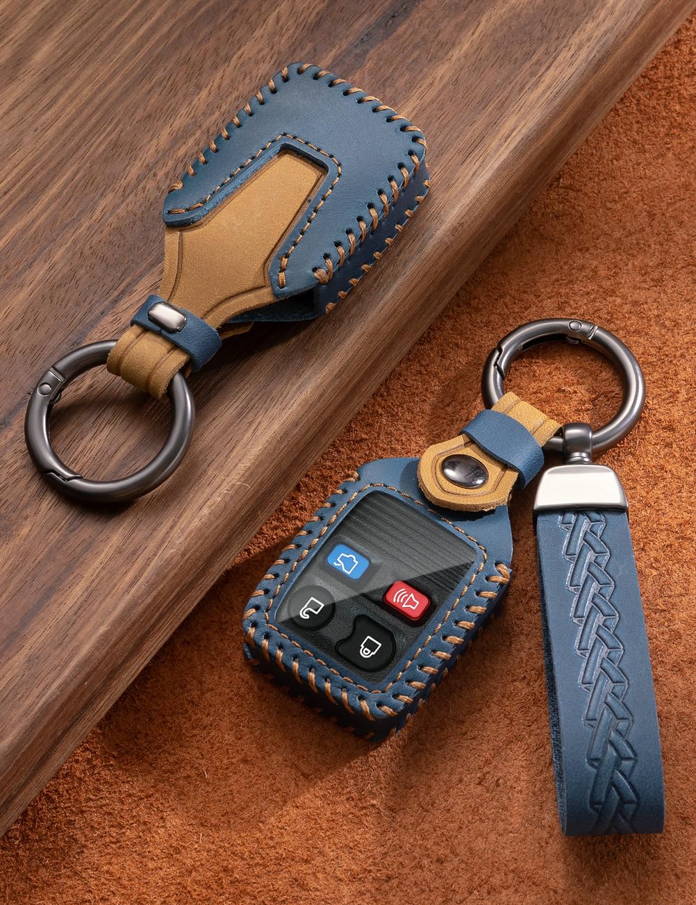 YINEOR attached to keyring demonstrating secure hold and everyday convenience benefit