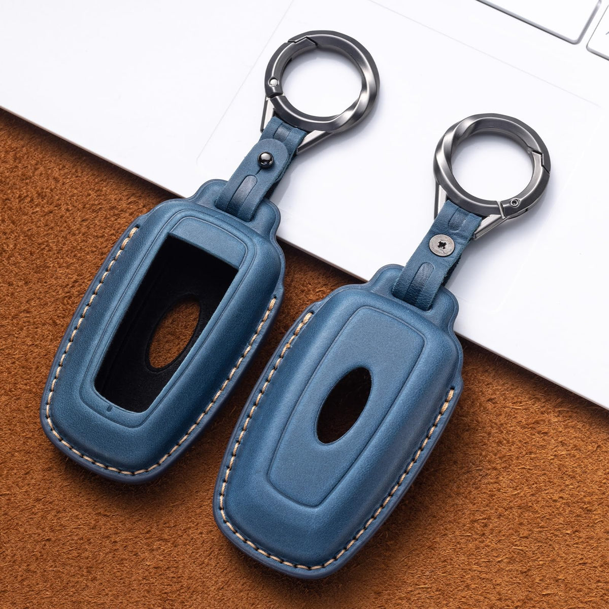 YONUFI lifestyle image clipped to belt loop for hands-free security