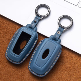 YONUFI lifestyle image clipped to belt loop for hands-free security