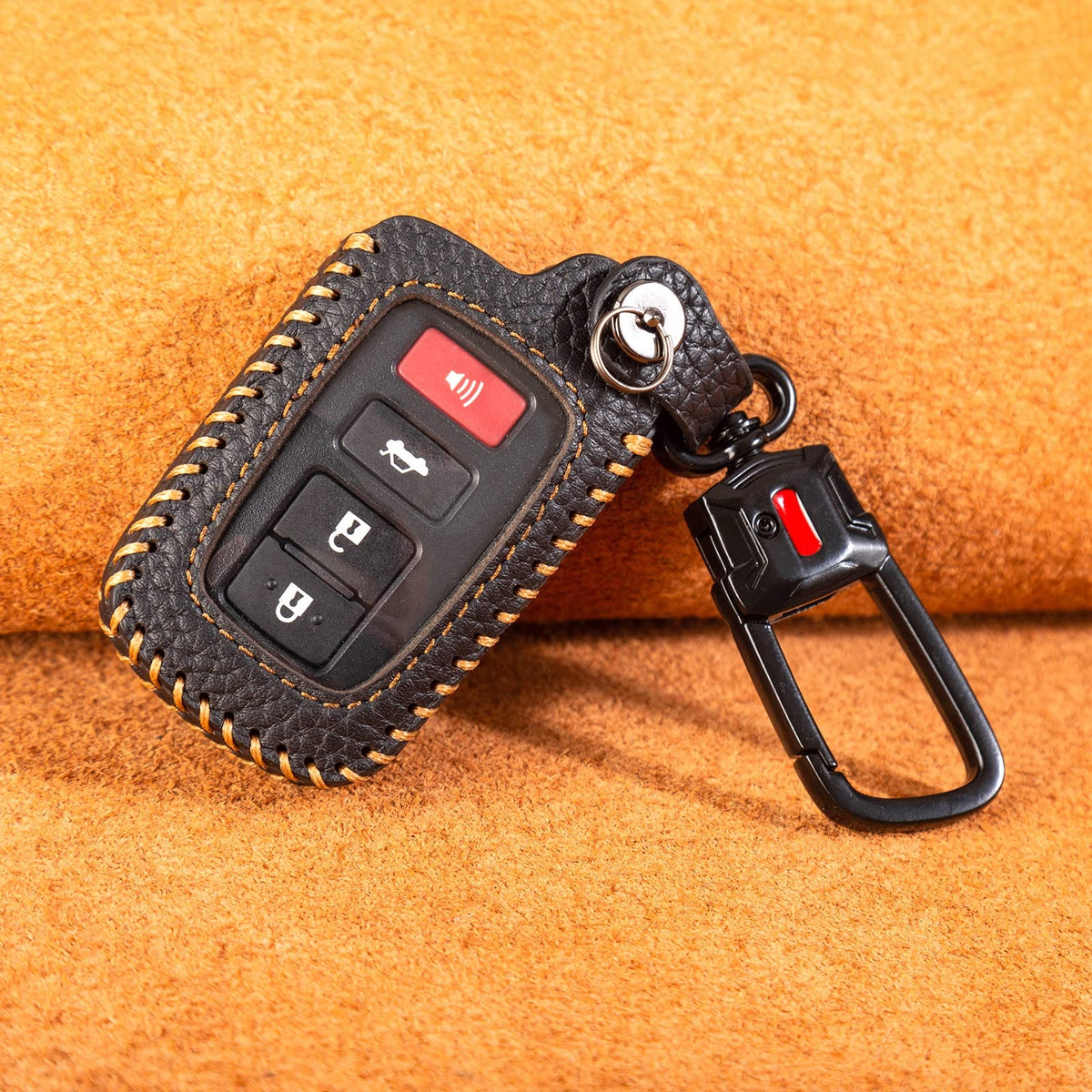 YONUFI key in pocket lifestyle shot preventing scratches and scuffs