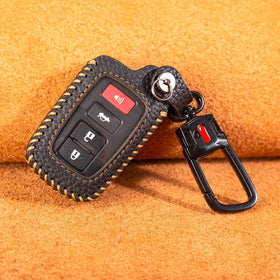 YONUFI key in pocket lifestyle shot preventing scratches and scuffs