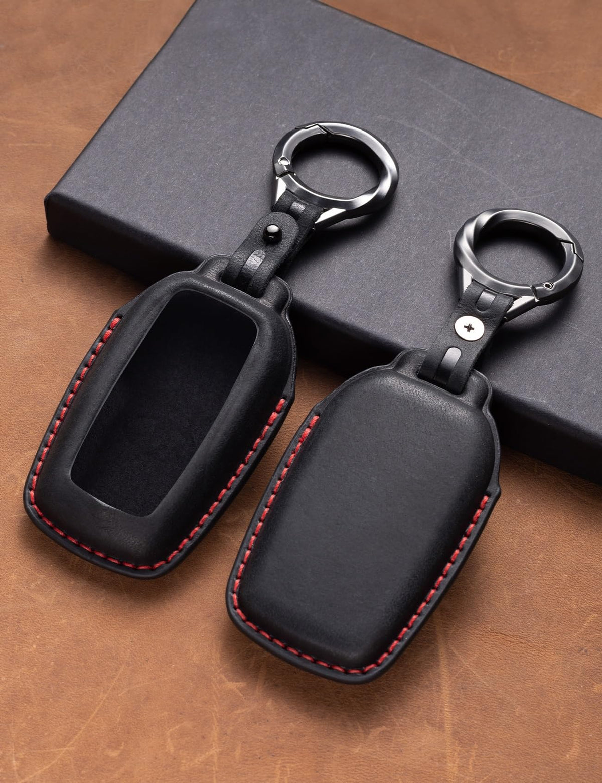 YONUFI attached to bag loop demonstrating anti-loss convenience