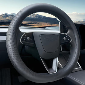 YOUDAXIN driver hand gripping wheel showing enhanced comfort and secure feel