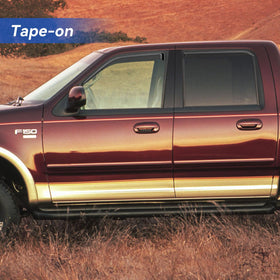 YQAUTEC visor surface detail highlighting UV and scratch resistance