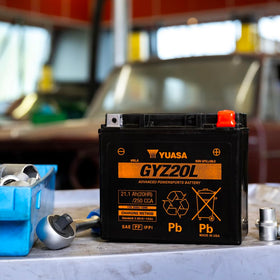 Yuasa GYZ20L side showing dimensions and compact fit for motorcycles