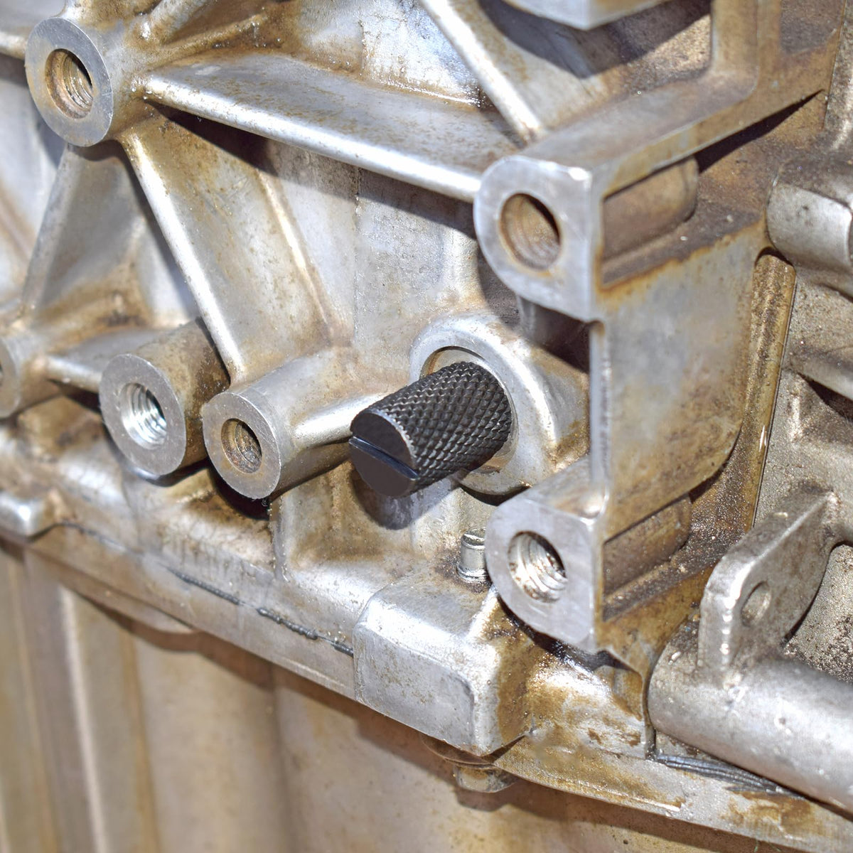 Yuesstloo tools mounted on an engine showing real-world use and simplified timing procedures