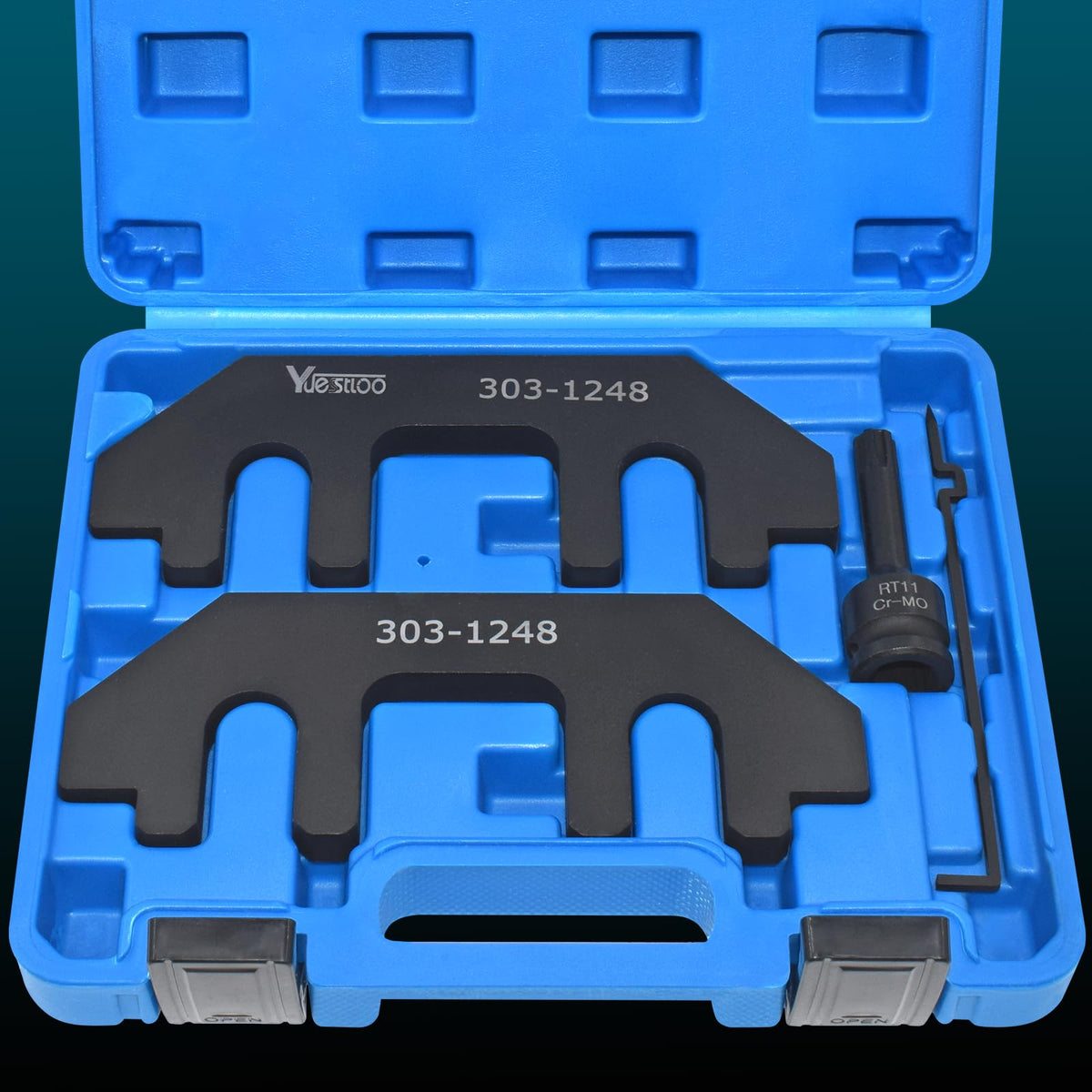 Yuesstloo toolset mounted on engine illustrating correct camshaft alignment