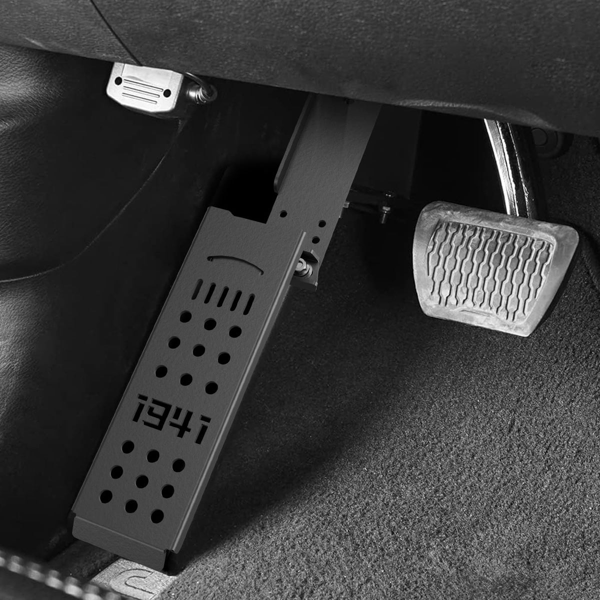 YZONA detail of four adjustable gears for customizable foot position