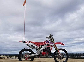 ZENXTENinc uniWhip 3.0 front mount showing secure attachment benefit