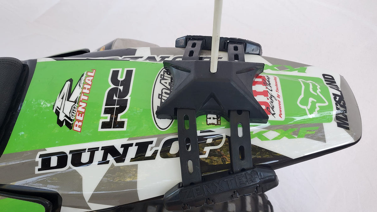 ZENXTENinc uniWhip 3.0 close-up of flex joint showing impact absorption