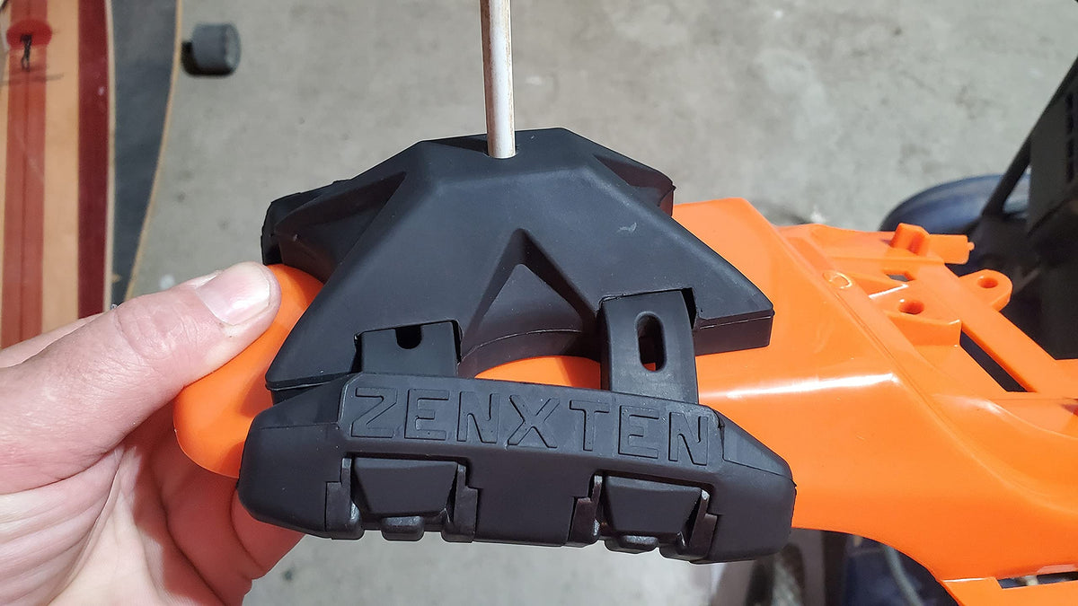 ZENXTENinc uniWhip 3.0 packaging with instructions for safe installation