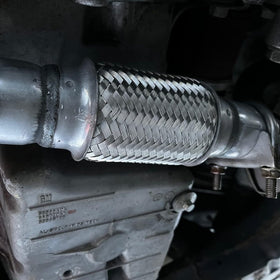 ZEONHAK flex pipe next to a ruler showing 10-inch length for correct sizing