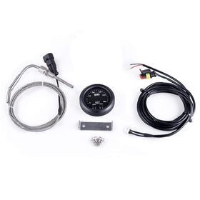 ZHSYMX in-vehicle lifestyle shot illustrating real-world monitoring during driving