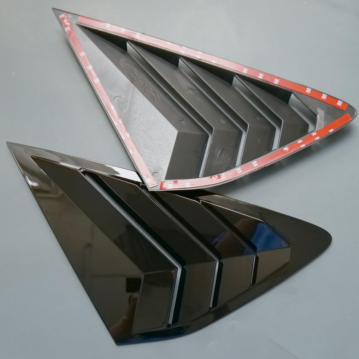ZiWen louvers on Accord in street setting adding aggressive styling