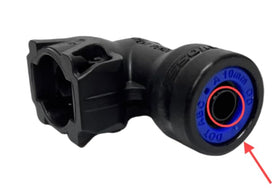 ZIYOSENLU tool engaged with truck air line showing safe quick-release benefit