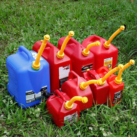 Zoolowua close-up of the flexible HDPE spout tube, showing bendable durable pouring